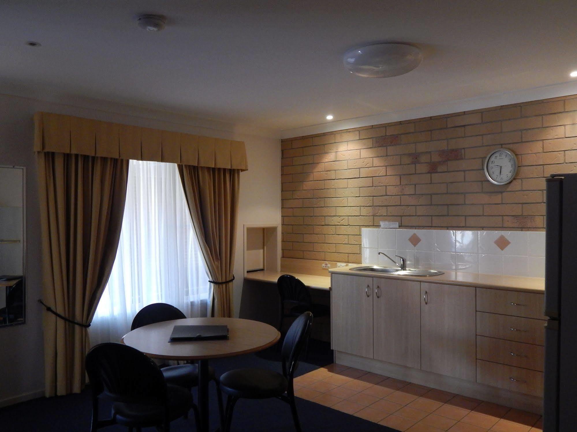 Cotswold Motor Inn Toowoomba Εξωτερικό φωτογραφία